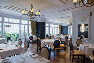 wasgn-steakhouse-8199-hor-clsc